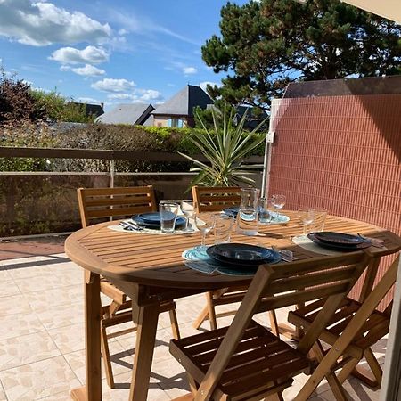 Trouville, Appartement Renove Avec Grande Terrasse Au Calme Bagian luar foto