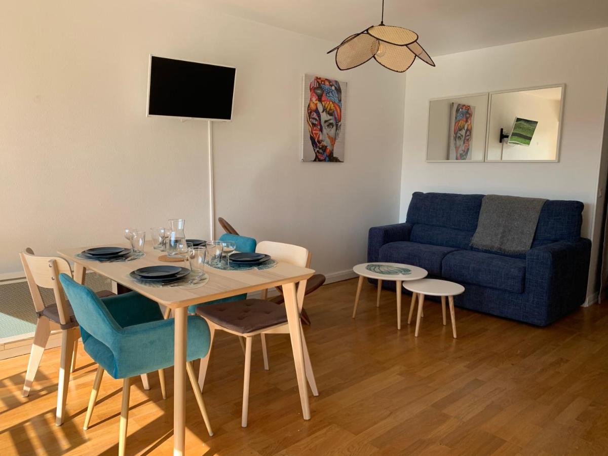Trouville, Appartement Renove Avec Grande Terrasse Au Calme Bagian luar foto