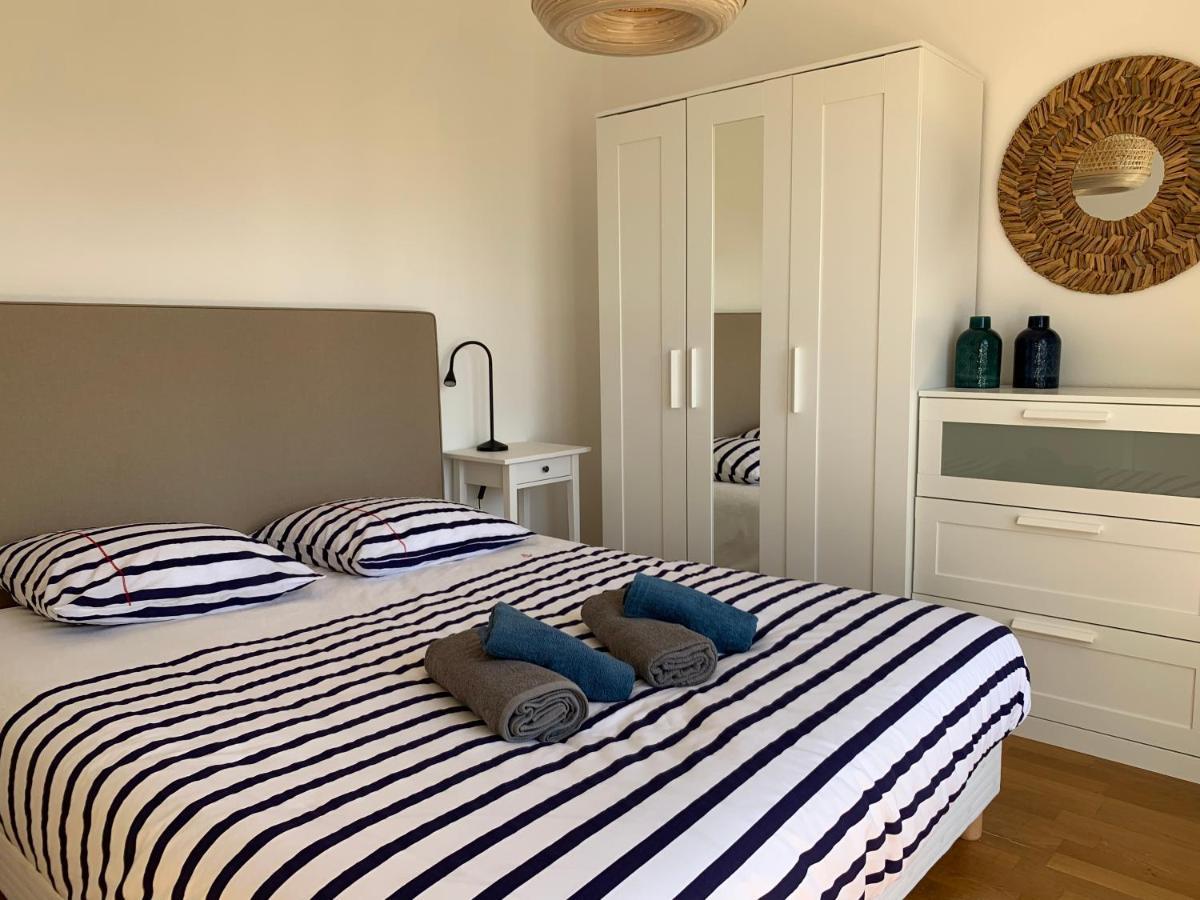 Trouville, Appartement Renove Avec Grande Terrasse Au Calme Bagian luar foto